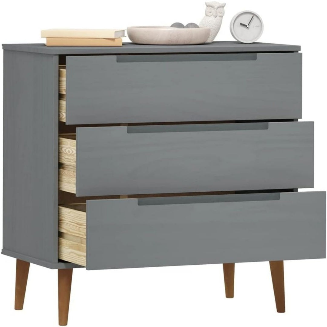 Holzoptik trifft auf Schubladen an dem Sideboard