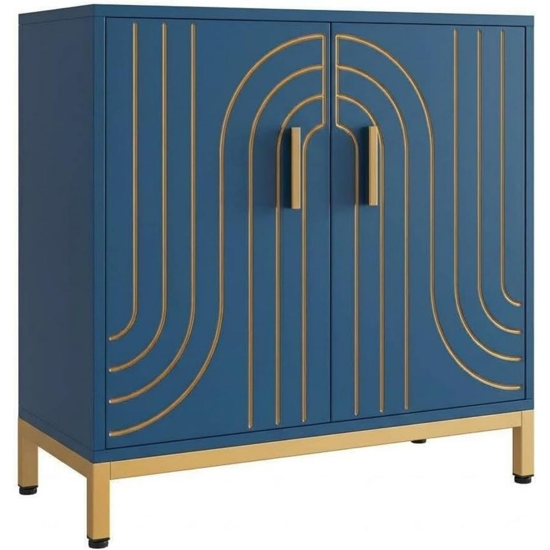 Geschlossener Stauraum an dem Sideboard in Blau